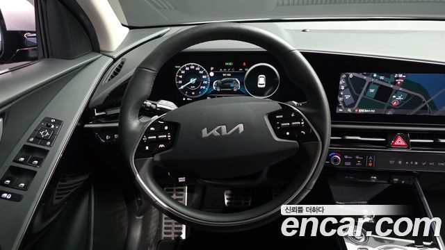Kia Niro Signature 2022 — фото 13