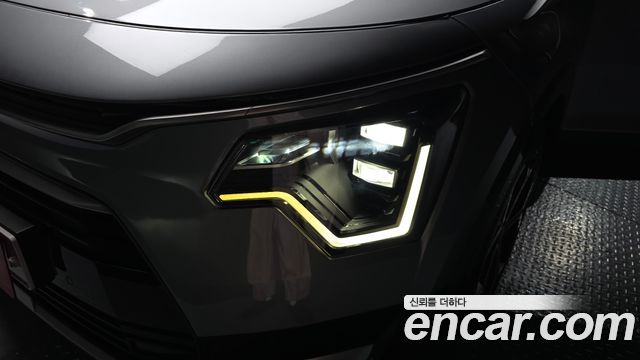 Kia Niro Signature 2022 — фото 22