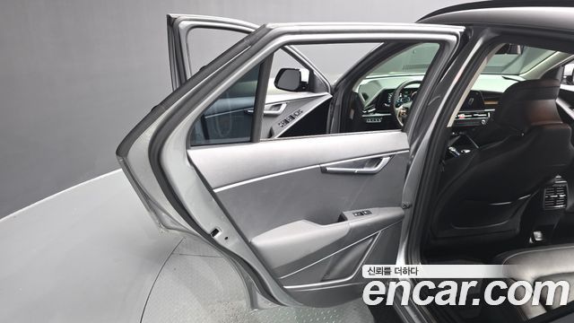 Kia Niro Signature 2022 — фото 25