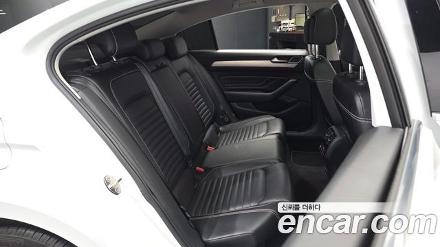 Volkswagen Passat GT (B8) 2.0 TDI Prestige 2022 — фото 12