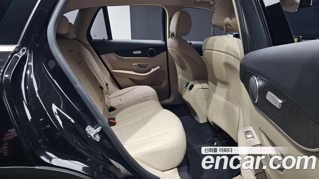 Mercedes-Benz GLC-Class (X253) GLC300 4MATIC 2019 — фото 11