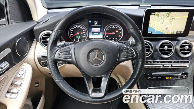 Mercedes-Benz GLC-Class (X253) GLC300 4MATIC 2019 — фото 13