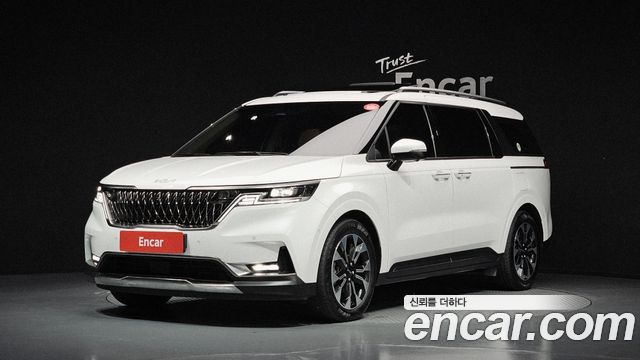 Kia Carnival (IV) Gasoline 9-Seater Signature 2023 — фото 1