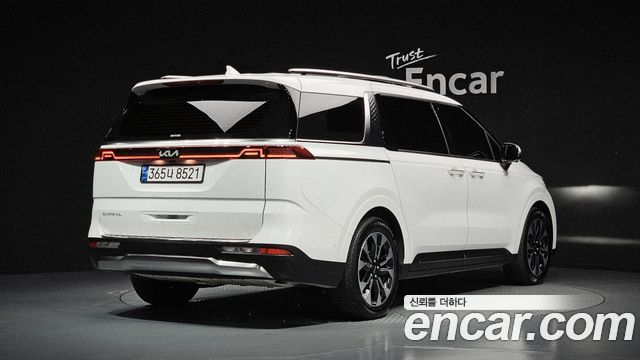 Kia Carnival (IV) Gasoline 9-Seater Signature 2023 — фото 2
