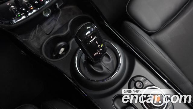 MINI Cooper Clubman High 2nd 2020 — фото 9