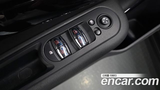 MINI Cooper Clubman High 2nd 2020 — фото 29