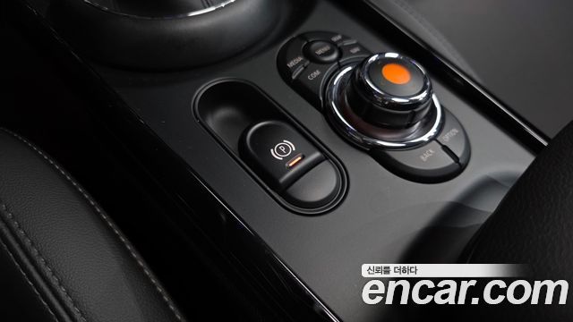 MINI Cooper Clubman High 2nd 2020 — фото 30