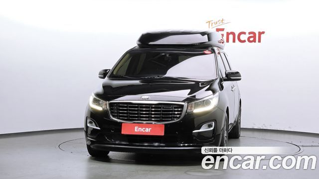 Kia Carnival 11-Seater Hi-Limousine Prestige 2020 — фото 3