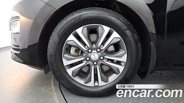 Kia Carnival 11-Seater Hi-Limousine Prestige 2020 — фото 5