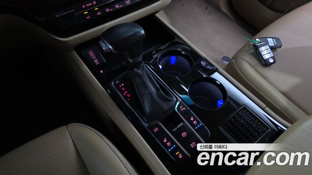 Kia Carnival 11-Seater Hi-Limousine Prestige 2020 — фото 9