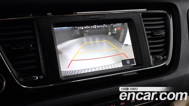 Kia Carnival 11-Seater Hi-Limousine Prestige 2020 — фото 14