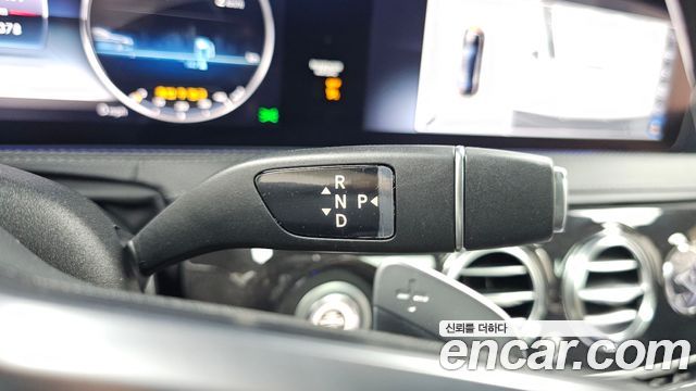 Mercedes-Benz S-Class (W222) S350 d 4MATIC 2019 — фото 9