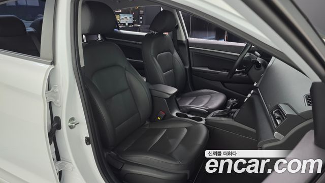 Hyundai Avante (AD) 1.6 Smart 2020 — фото 10