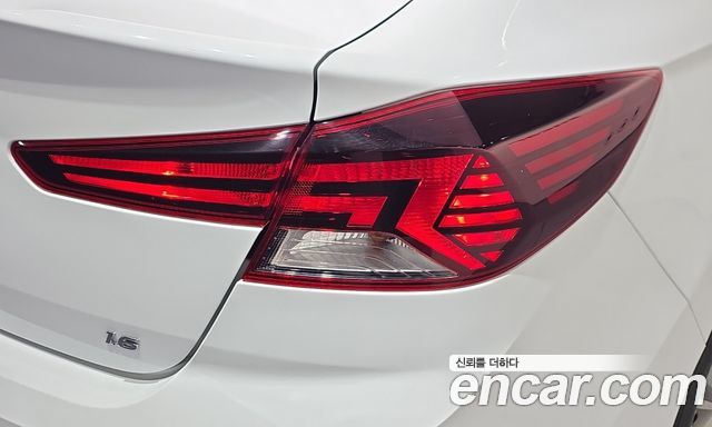 Hyundai Avante (AD) 1.6 Smart 2020 — фото 23