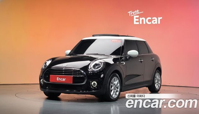 MINI Cooper 5Door HIGH 3rd 2020 — фото 1