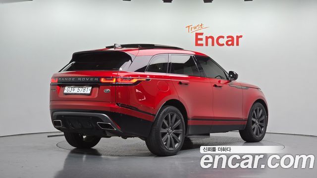 Land Rover Range Rover Velar 3.0 D300 R-Dynamic HSE 2018 — фото 2