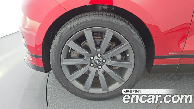 Land Rover Range Rover Velar 3.0 D300 R-Dynamic HSE 2018 — фото 5