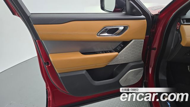 Land Rover Range Rover Velar 3.0 D300 R-Dynamic HSE 2018 — фото 24