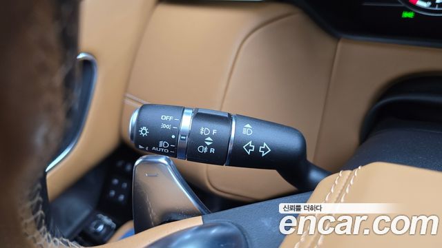 Land Rover Range Rover Velar 3.0 D300 R-Dynamic HSE 2018 — фото 30