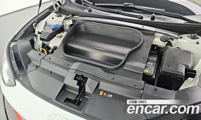 Hyundai Ioniq 6 Long Range AWD Prestige 2023 — фото 6