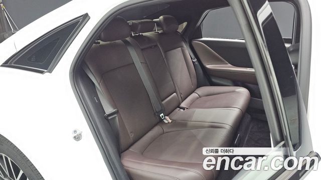 Hyundai Ioniq 6 Long Range AWD Prestige 2023 — фото 10