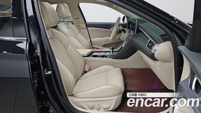 Genesis G70 3.3T Sport AWD Prestige 2019 — фото 11