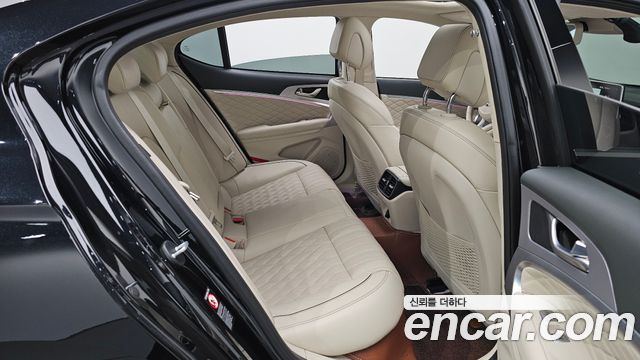 Genesis G70 3.3T Sport AWD Prestige 2019 — фото 12