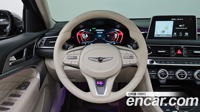 Genesis G70 3.3T Sport AWD Prestige 2019 — фото 13
