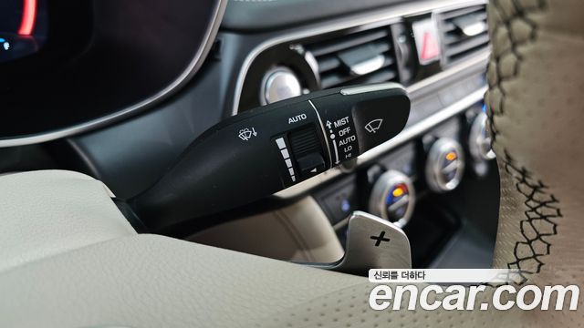 Genesis G70 3.3T Sport AWD Prestige 2019 — фото 29