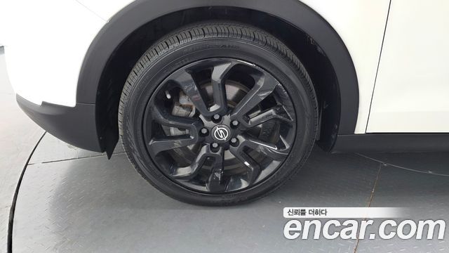 KG Mobility (SsangYong) Tivoli LX 2WD DLX 2016 — фото 5