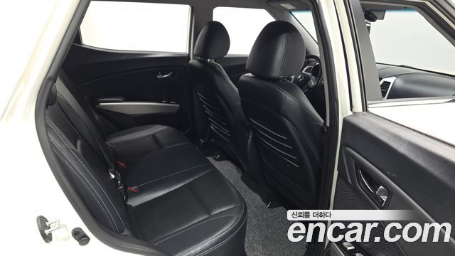 KG Mobility (SsangYong) Tivoli LX 2WD DLX 2016 — фото 12