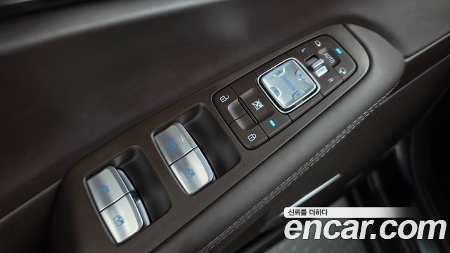 Genesis G90 3.8 AWD Luxury 2019 — фото 17
