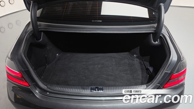 Genesis G90 3.8 AWD Luxury 2019 — фото 23