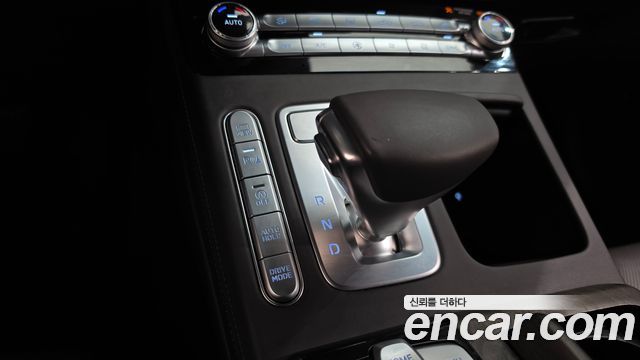Genesis G90 3.8 AWD Luxury 2019 — фото 24