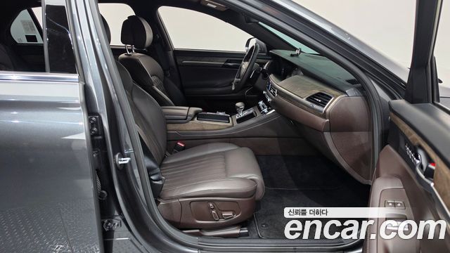 Genesis G90 3.8 AWD Luxury 2019 — фото 32
