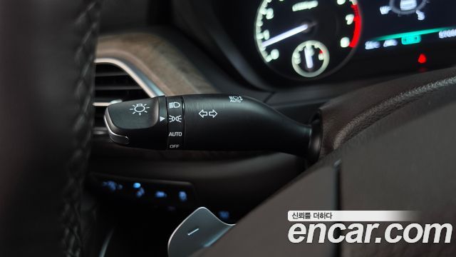 Genesis G90 3.8 AWD Luxury 2019 — фото 33
