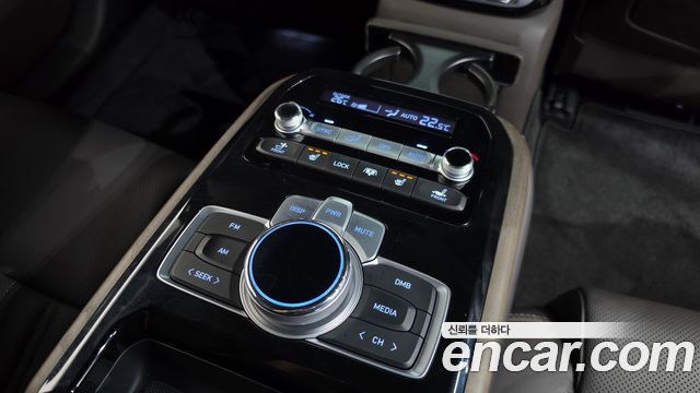 Genesis G90 3.8 AWD Luxury 2019 — фото 42