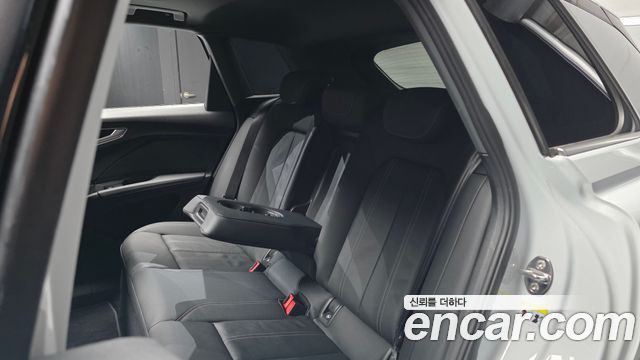 Audi Q4 e-tron (F4) 40 2022 — фото 11