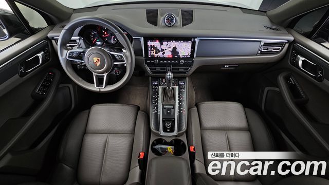 Porsche Macan 2.0 95B 2021 — фото 7