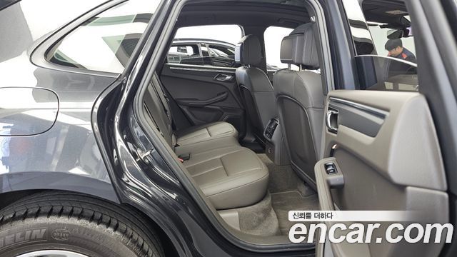 Porsche Macan 2.0 95B 2021 — фото 12