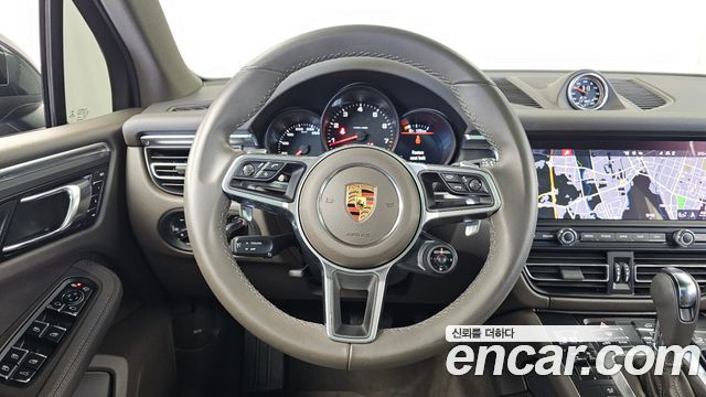 Porsche Macan 2.0 95B 2021 — фото 13