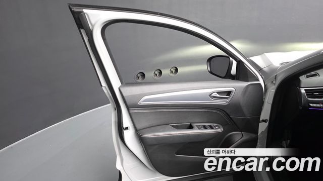 Renault Korea XM3 1.3 TCe RE Signature 2020 — фото 24