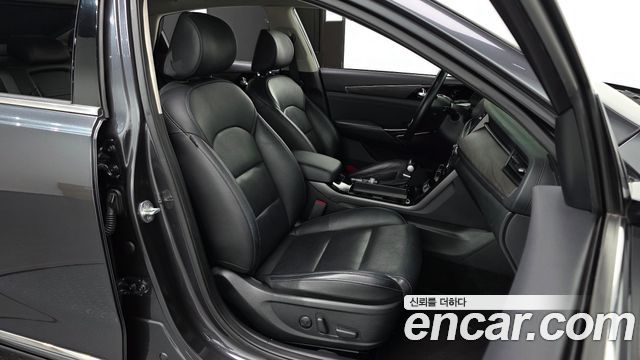 Kia K7 Premier 3.0 LPI Trendy(Rented Car) 2020 — фото 11