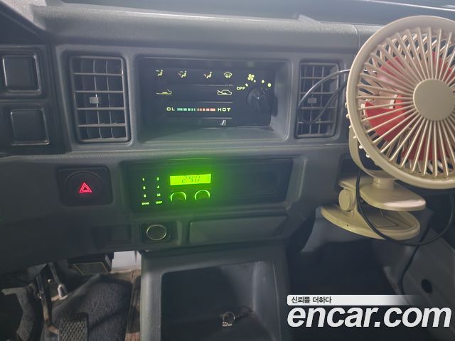 Chevrolet Labo Long Cargo-Deck DLX 2015 — фото 16