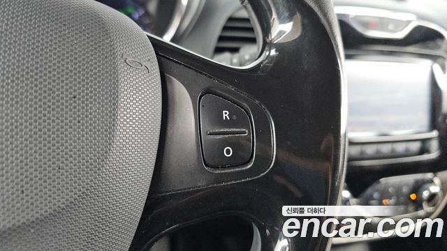 Renault Korea QM3 RE 2015 — фото 37