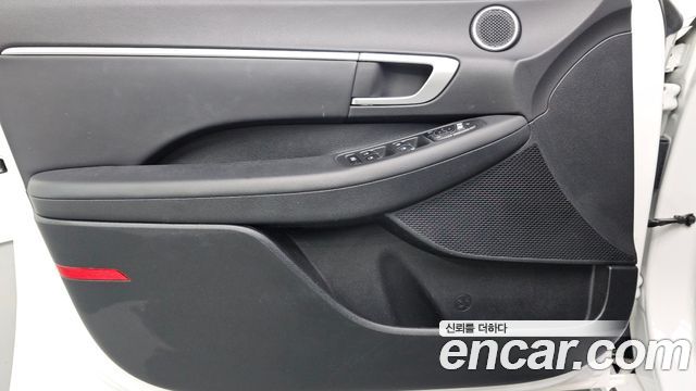 Hyundai Sonata (DN8) 2.0 LPG(rental car) Style 2021 — фото 24
