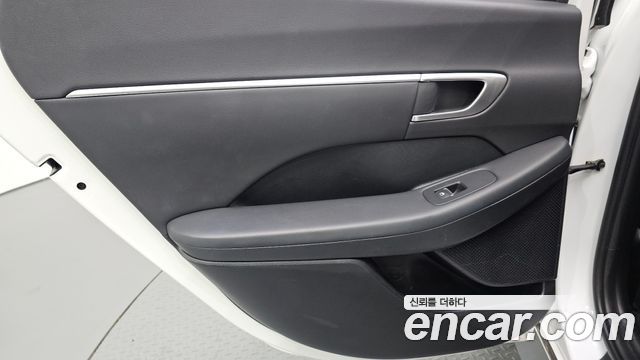 Hyundai Sonata (DN8) 2.0 LPG(rental car) Style 2021 — фото 25