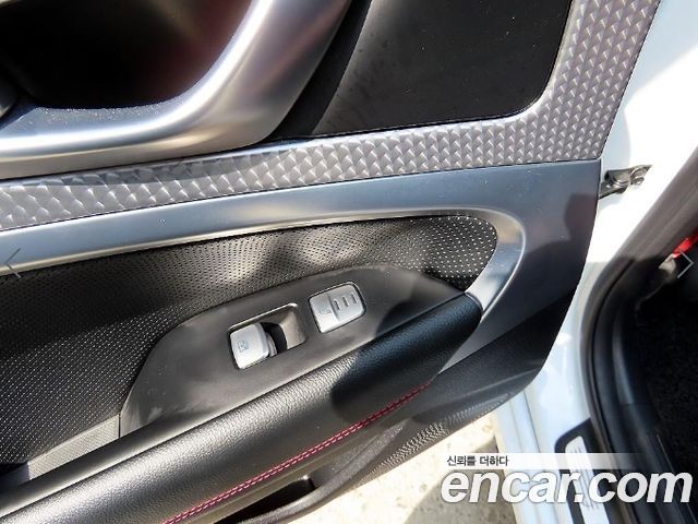 Genesis G70 Gasoline 2.0T 2WD 2021 — фото 20