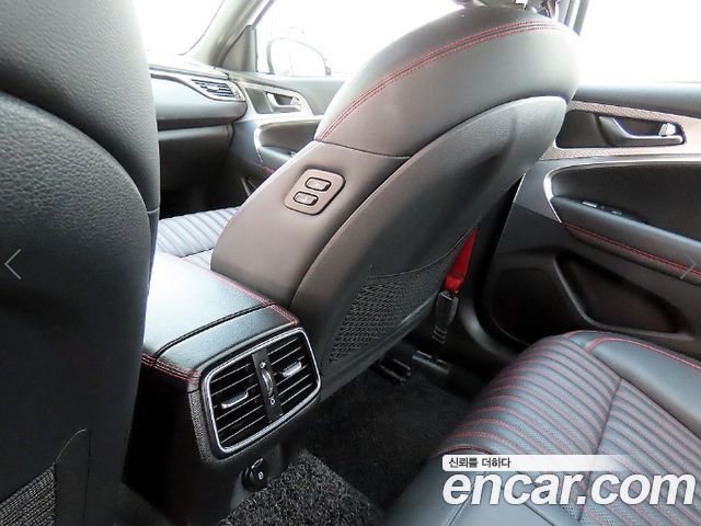 Genesis G70 Gasoline 2.0T 2WD 2021 — фото 21