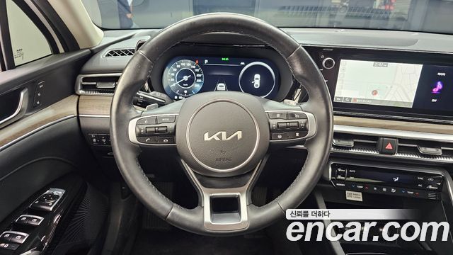 Kia K5 (III) 2.0 Signature 2023 — фото 12